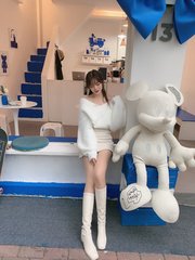 床上的裸足约会完整版本